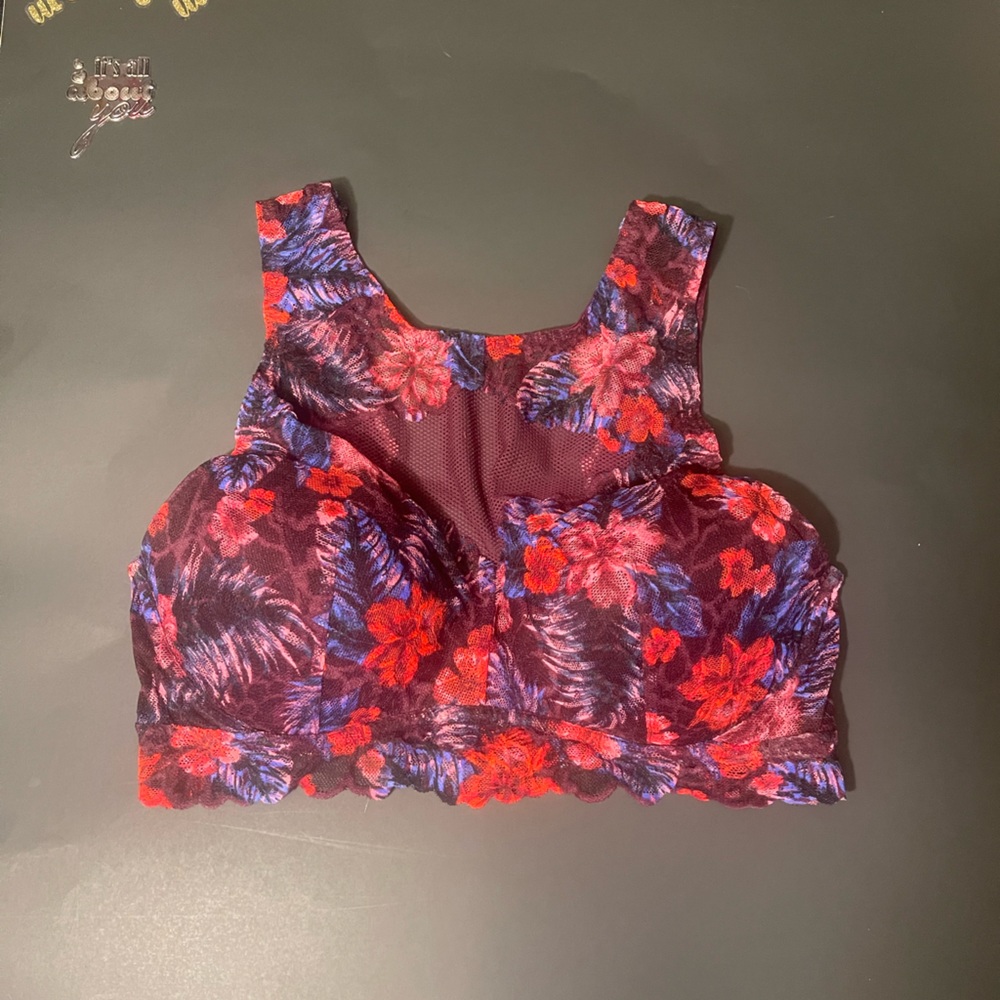 VS PINK BANDEAU. Floral print. Never worn.